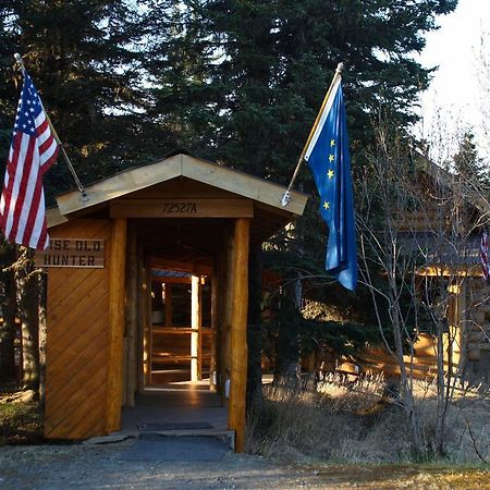 Wise Old Hunter Lodge Anchor Point Exterior foto