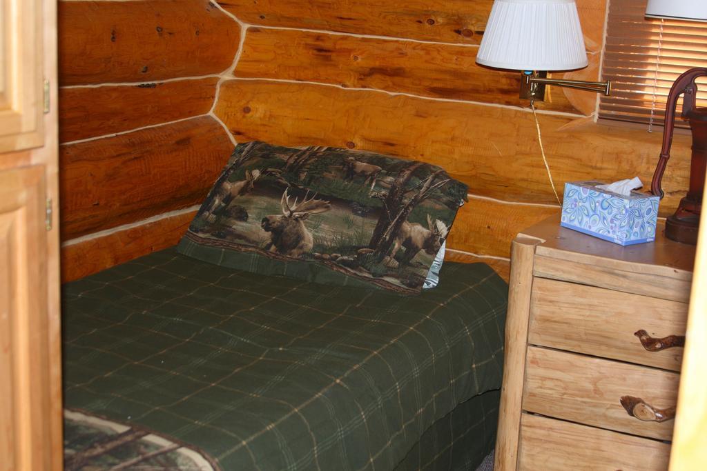 Wise Old Hunter Lodge Anchor Point Quarto foto