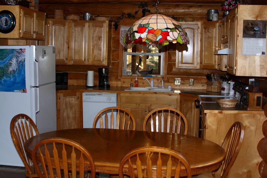 Wise Old Hunter Lodge Anchor Point Quarto foto